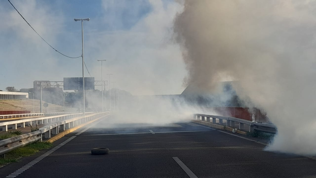 Gases lacrimógenos en el puente de 27 de Febrero y Acceso Sur.&nbsp;
