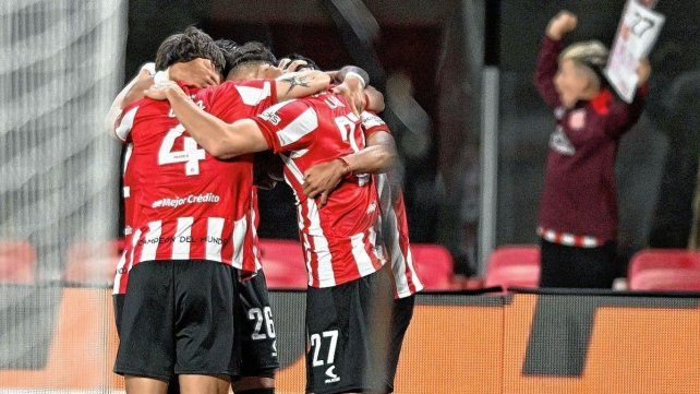 Estudiantes visita a Newells buscando ser líder en la Zona A.