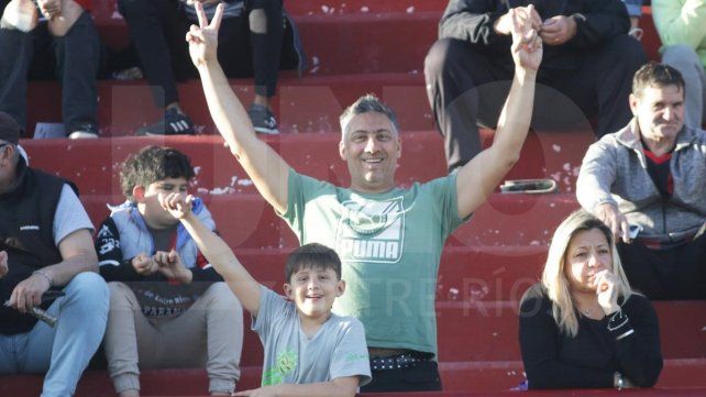 Patronato se mide este domingo con Defensores de Belgrano. En las tribunas y plateas la familia rojinegra celebra el Día de las Infancias