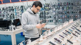 La medida permitirá volver a financiar a tasa subsidiada la compra de celulares, rubro que se eliminó de Ahora 12 en octubre de 2020.