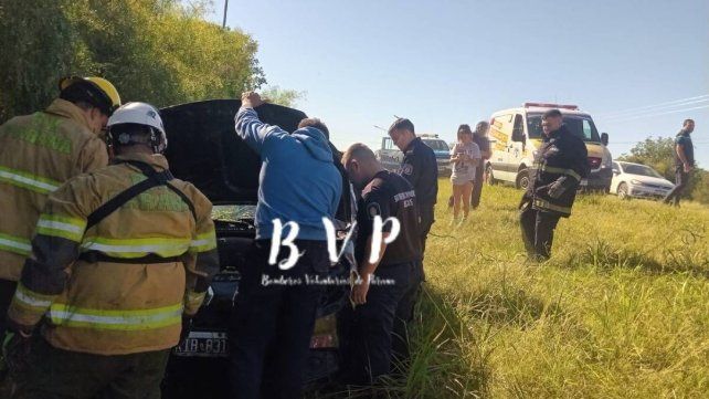 Vuelco en Ruta 131: una mujer resultó lesionada y fue trasladada al hospital