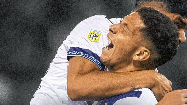 Vélez ganó gracias al gol del ingresado Abiel Osorio.