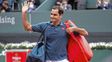 Roger Federer sale un momento del retiro para volver a las canchas