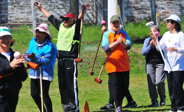 Transitar la tercera edad jugando al Golf Croquet es un gran plan