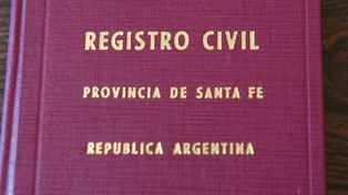 En el Registro Civil, la libreta de matrimonio es sólo para la foto