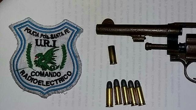 B° San Lorenzo: cruento tiroteo, un violento delincuente aprehendido y armas secuestradas
