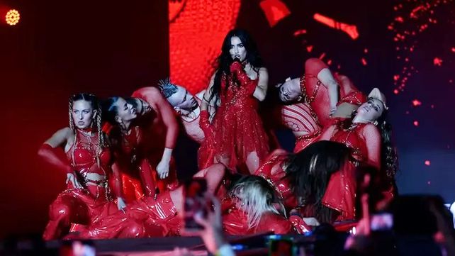 Lali Espósito se convierte en la única artista en presentar cinco Vélez en un año
