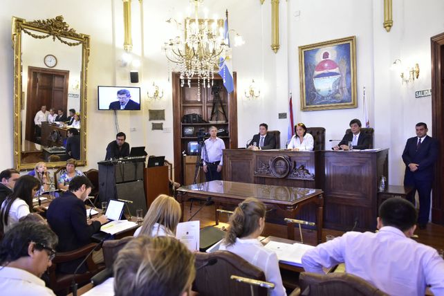 Concejales de Cambiemos y el Frente Renovador sancionaron el Presupuesto Municipal de Paraná