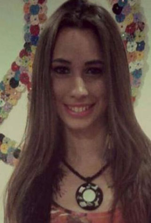 Así es Mechy Rohrer, la protagonista del video hot con dos pilotos