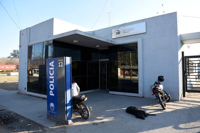 Seccional 12ª. El escándalo se armó en la seccional de barrio Ludueña donde quedó registrada la denuncia.