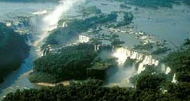 Cataratas del Iguaz&uacute; impresionan a los electores de las Nuevas 7 Maravillas