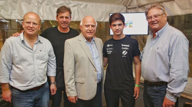 Lifschitz asistió en Santa Fe a la carrera nocturna del circuito callejero del Súper TC2000