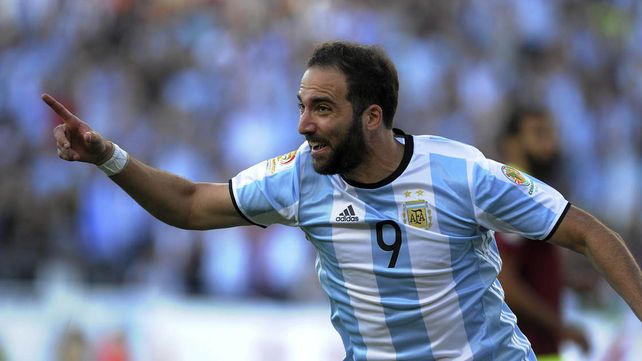 Argentina le gana 2 a 0 a Venezuela y pasa a semifinales de la Copa América