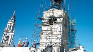 Restauran el histórico reloj de la Municipalidad de Paraná y el pulso de la ciudad recupera su ritmo