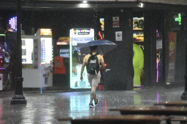 El tiempo en Rosario: sigue el calor, con algunas chances de precipitaciones
