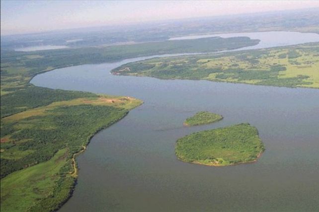 Efecto Niña: la altura del Paraná está por debajo de su media normal