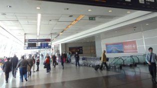 Viruela símica: refuerzan controles en aeropuertos y pasos de fronterizos