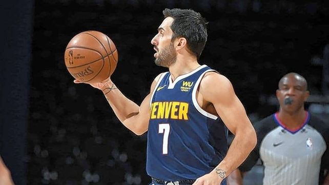 Denver visita a San Antonio con la presencia de Campazzo.