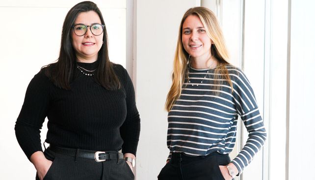 Mujeres al quirófano. Anahí Cilenzo y Elena Caldani es especializaron en cirugía.