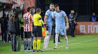 Mariano Andújar confirmó a las 40 años su retiro del fútbol a fin de 2023.