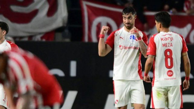 Independiente se hizo fuerte en La Plata y atenció a domicio a Estudiantes en el debut