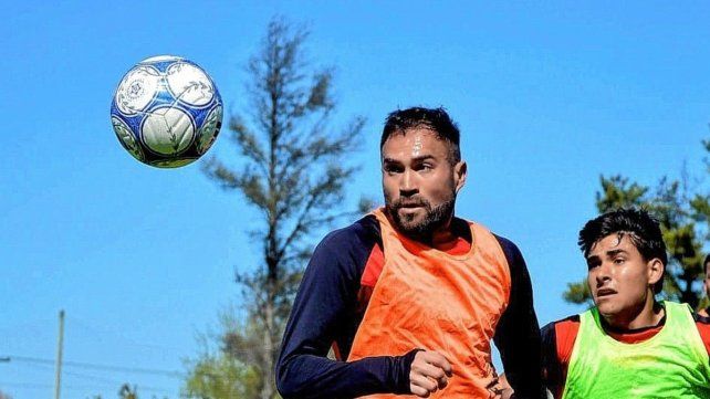Patronato prepara el partido del domingo en el estadio Grella.
