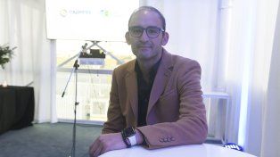 Maximiliano Rigotti en la previa de la presentación que se realizó en el Parque Industrial de Pérez.