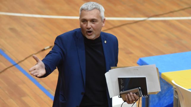 Ricardo Carloni le metió un nuevo sacudón al ámbito político canalla confirmando que el año que viene no será candidato.