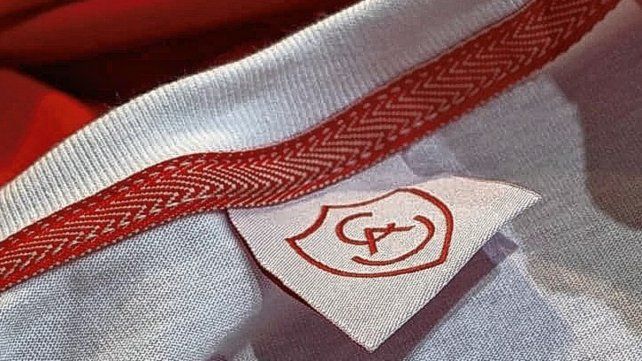 Unión empezará a usar las nuevas remeras de KDY Unión empezará a usar las nuevas remeras de KDY