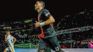 Colón tendría una importante deuda con Garcés, que se irá libre en diciembre
