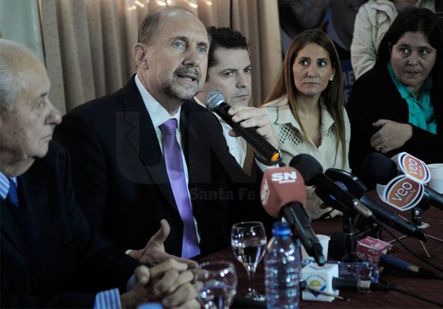 Para conocernos. Perotti apunta a elevar el nivel de conocimiento de su imagen en la población. UNO de Santa Fe / Juan M. Baialardo