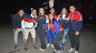 Todo el color de los hinchas de Unión para el partido ante Newells en Santa Fe