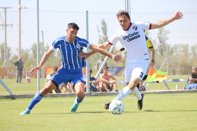 Marco Campagnaro tiró el centro en el gol de Newells