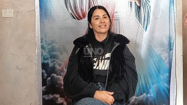 Leda Bergonzi congregó a casi 900 personas en Llambi Campbell para un encuentro de oración
