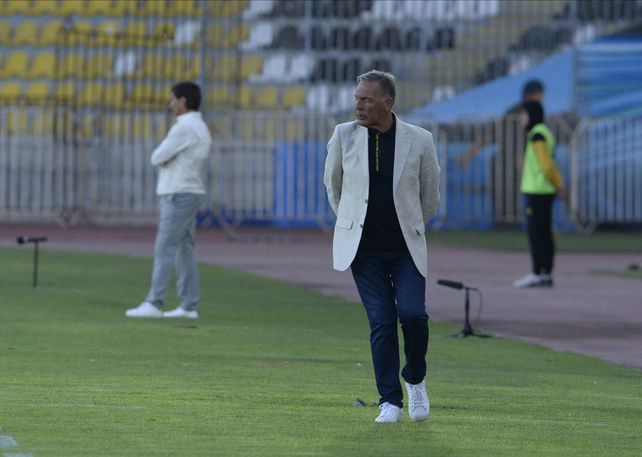 Para Russo lo más importante es que Central mejore como equipo, pero el DT se fastidió con los errores cometidos.