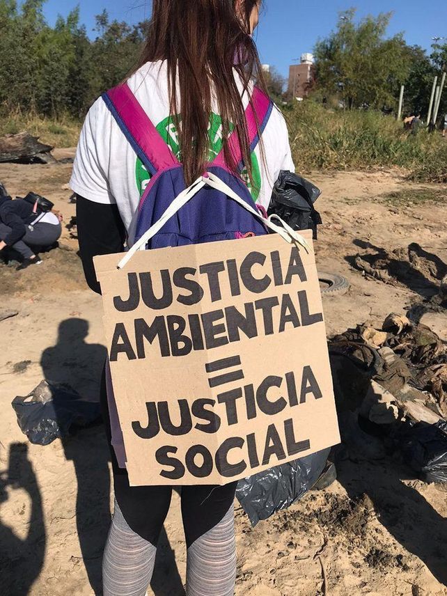 Retiran unos 600 kilos de basura del río: teléfonos, juguetes, tetrabriks y más