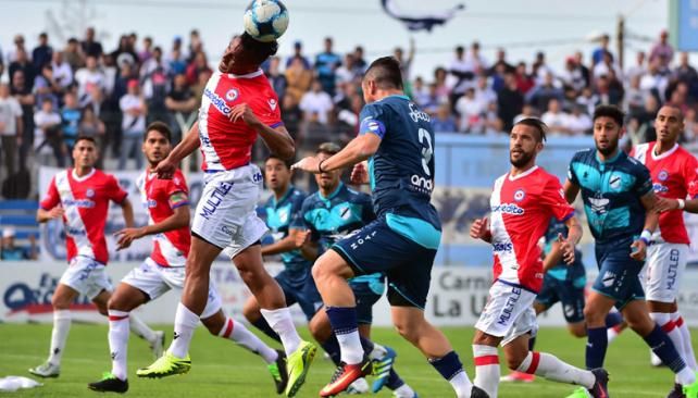 Argentinos se trajo un punto desde Madryn