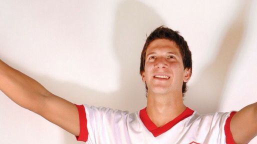 Feliz cumple al cielo, Diego: el recuerdo eterno de Unión a Barisone