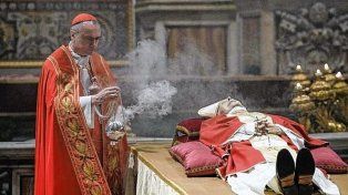 Vaticano: una multitud despide a Benedicto XVI&nbsp;