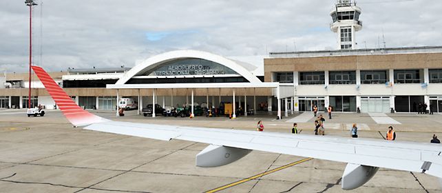La aeroestación de Rosario cuenta hoy con dos equipos electrógenos nuevos. El aparato robado ya era obsoleto