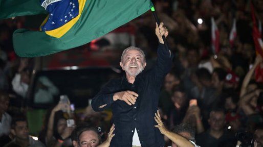 Brasil: Lula da Silva ganó un histórico balotaje a Flavio Bolsonaro y asumirá un cuarto mandato