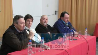 En asamblea, tamberos decidieron comenzar con los bloqueos el lunes