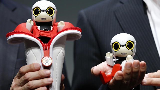 Toyota presenta el robot que saldrá a la venta para hacer compañía a los humanos