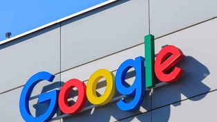 Google deja atrás las viejas contraseñas, tan difíciles de recordar como fáciles de violar.