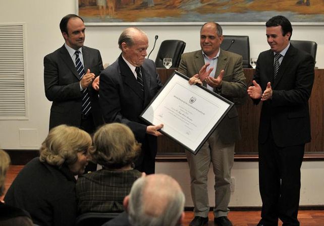Jorge Mosset Iturraspe fue declarado Ciudadano Ilustre