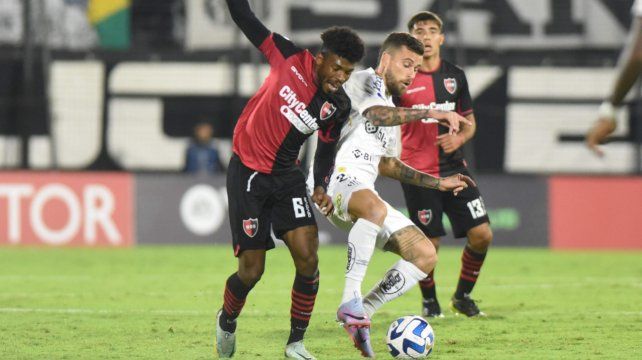 Newells le ganó en la cancha a Santos