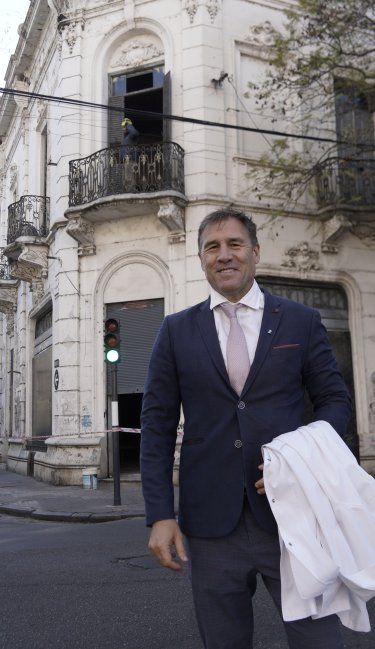 Matko Vidosevich: el oftalmólogo que lidera la microcirugía e invierte en un histórico inmueble