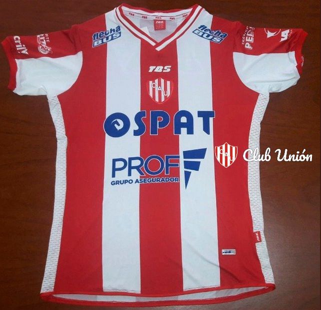 Se presentó la nueva indumentaria de Unión