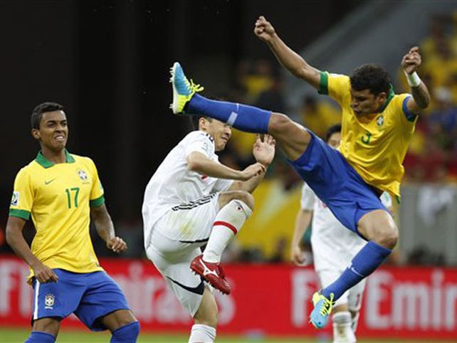 Neymar encarriló a Brasil a la victoria frente a Japón