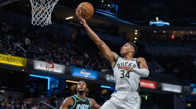 Los 54 puntos de Antetokounmpo no le alcanzaron a Milwaukee